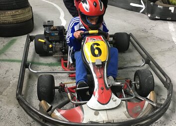 Život ve městě s motokárami